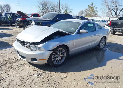2012 Ford Mustang V6 Premium z USA, uszkodzony, nr VIN 1ZVBP8AM5C5255820